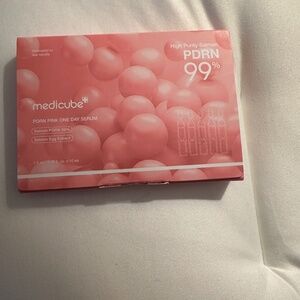NIB Medicube PDRN Pink One Day Serum